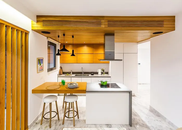 Sofia Luxury - Premium With Pool & Bbq, Rooftop Terrace, 5 Min To Sea