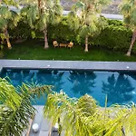 Sofia Luxury - Premium With Pool & Bbq, Rooftop Terrace, 5 Min To Sea