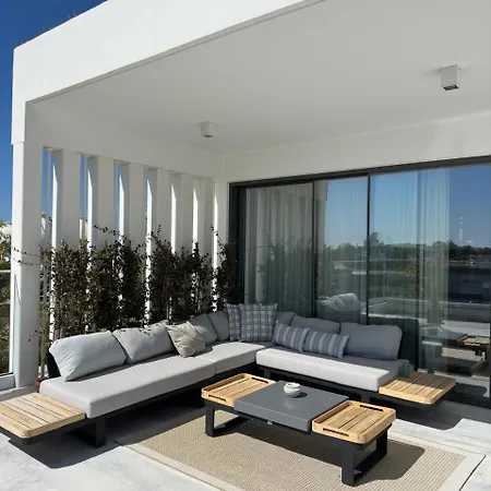 Sofia Luxury - Premium With Pool & Bbq, Rooftop Terrace, 5 Min To Sea * Paphos