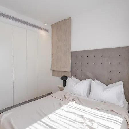 Appartement Sofia Luxury - Premium With Pool & Bbq, Rooftop Terrace, 5 Min To Sea