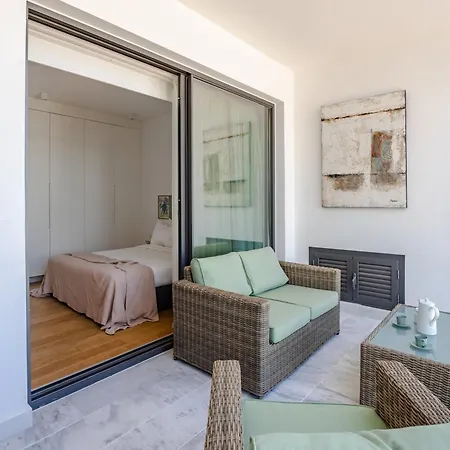 Διαμέρισμα Sofia Luxury - Premium With Pool & Bbq, Rooftop Terrace, 5 Min To Sea Πάφος