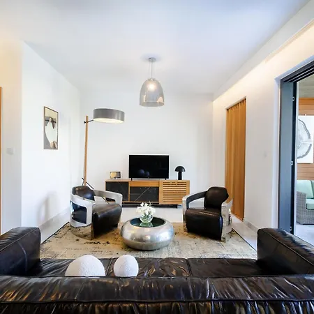 Sofia Luxury - Premium With Pool & Bbq, Rooftop Terrace, 5 Min To Sea Διαμέρισμα Πάφος