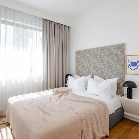 Sofia Luxury - Premium With Pool & Bbq, Rooftop Terrace, 5 Min To Sea Apartament *