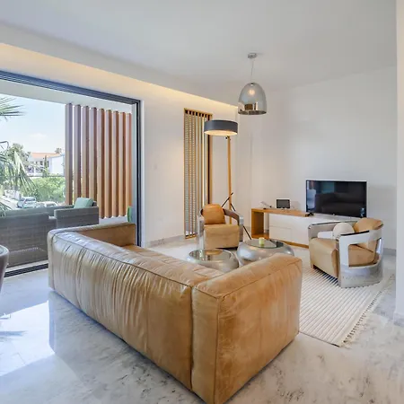 Sofia Luxury - Premium With Pool & Bbq, Rooftop Terrace, 5 Min To Sea * Πάφος