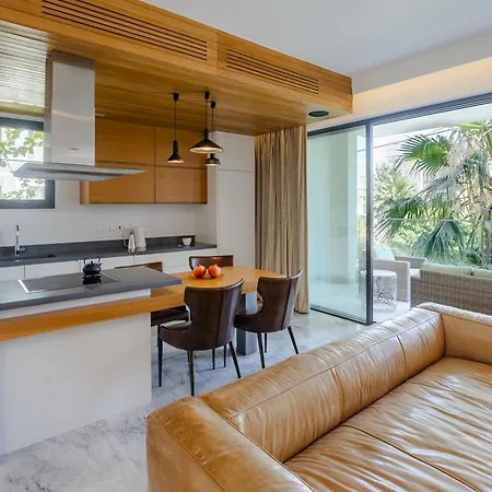 Sofia Luxury - Premium With Pool & Bbq, Rooftop Terrace, 5 Min To Sea Paphos