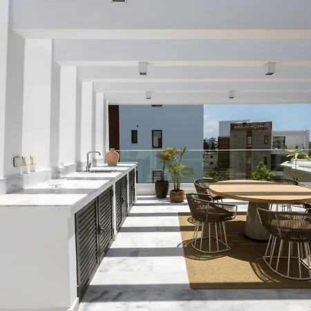 Διαμέρισμα Sofia Luxury - Premium With Pool & Bbq, Rooftop Terrace, 5 Min To Sea Πάφος