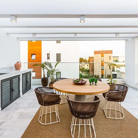 Sofia Luxury - Premium With Pool & Bbq, Rooftop Terrace, 5 Min To Sea Πάφος