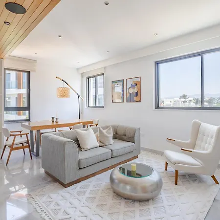 Sofia Luxury - Premium With Pool & Bbq, Rooftop Terrace, 5 Min To Sea * Paphos