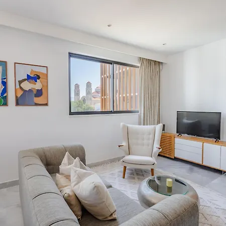 Sofia Luxury - Premium With Pool & Bbq, Rooftop Terrace, 5 Min To Sea Appartement