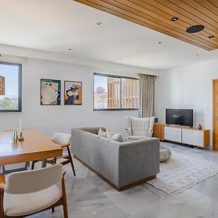 Sofia Luxury - Premium With Pool & Bbq, Rooftop Terrace, 5 Min To Sea Lägenhet Paphos