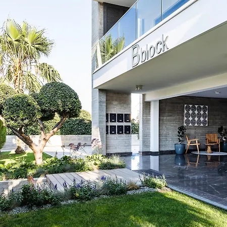 Sofia Luxury - Premium With Pool & Bbq, Rooftop Terrace, 5 Min To Sea * Paphos