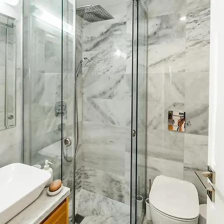 Sofia Luxury - Premium With Pool & Bbq, Rooftop Terrace, 5 Min To Sea Διαμέρισμα Πάφος