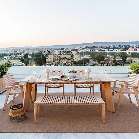 Sofia Luxury - Premium With Pool & Bbq, Rooftop Terrace, 5 Min To Sea * Paphos