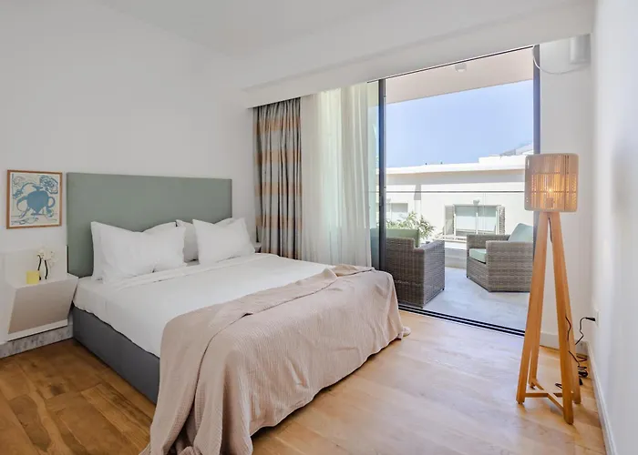 Apartamento Sofia Luxury - Premium With Pool & Bbq, Rooftop Terrace, 5 Min To Sea Paphos