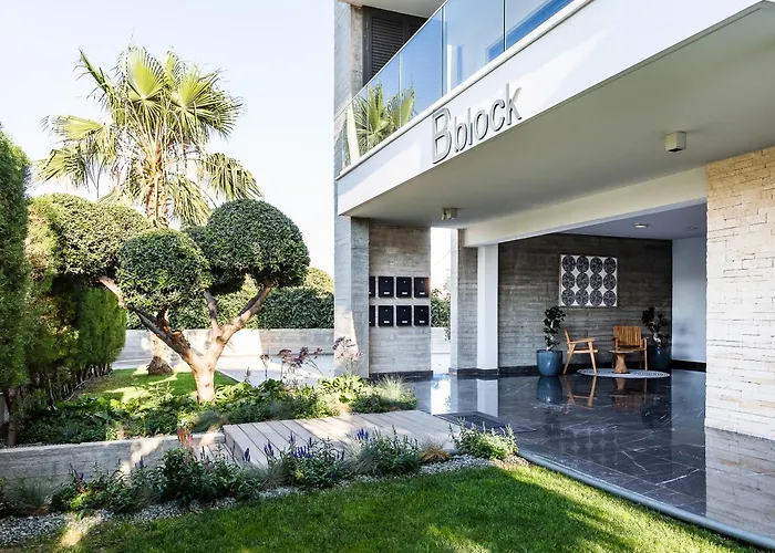 Sofia Luxury - Premium With Pool & Bbq, Rooftop Terrace, 5 Min To Sea * بافوس