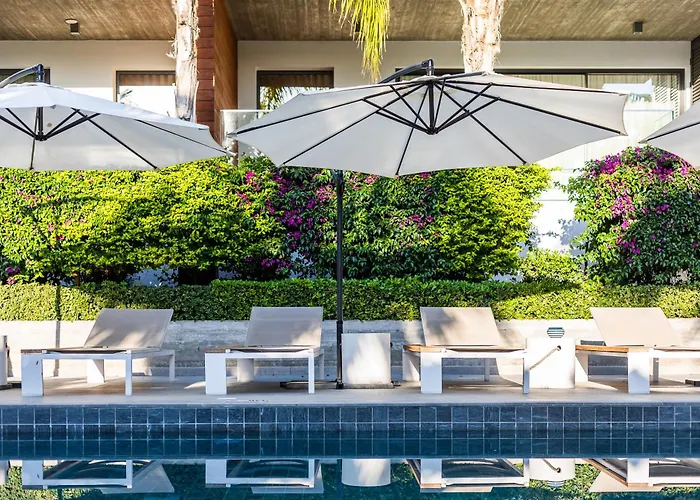 Sofia Luxury - Premium With Pool & Bbq, Rooftop Terrace, 5 Min To Sea شقة *