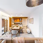Sofia Luxury - Premium With Pool & Bbq, Rooftop Terrace, 5 Min To Sea Paphos