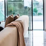 Apartment Sofia Luxury - Premium With Pool & Bbq, Rooftop Terrace, 5 Min To Sea *
