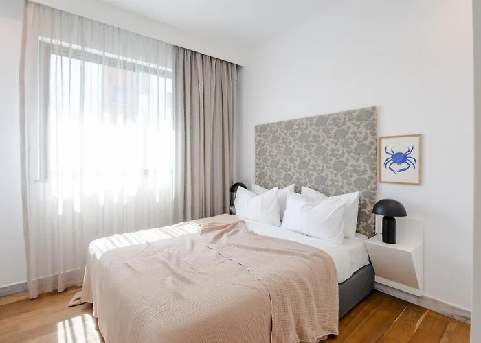 Sofia Luxury - Premium With Pool & Bbq, Rooftop Terrace, 5 Min To Sea Apartament *