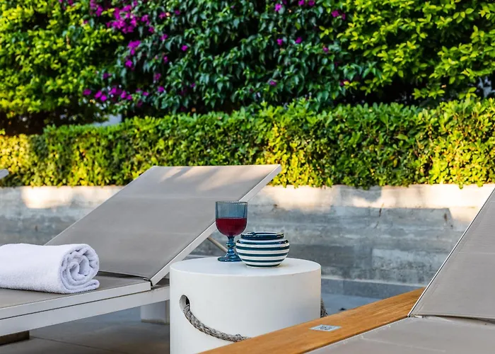 Sofia Luxury - Premium With Pool & Bbq, Rooftop Terrace, 5 Min To Sea